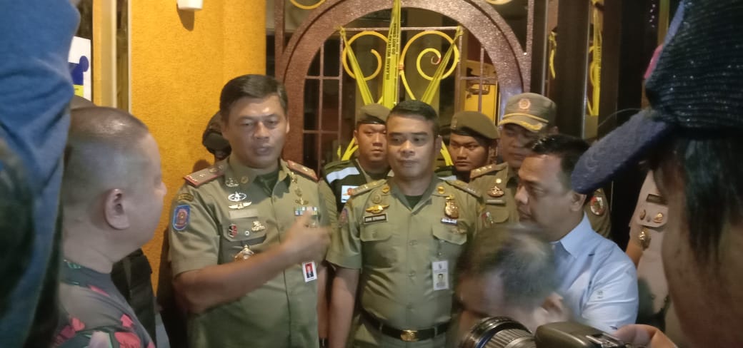 Disegel Permanen, Izin Tempat Hiburan Malam Queen Club & KTV Juga Dicabut
